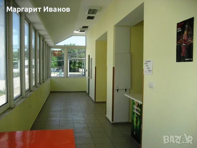 Помещение под наем 65 м2 - Плевен, снимка 2 - Магазини - 56710439