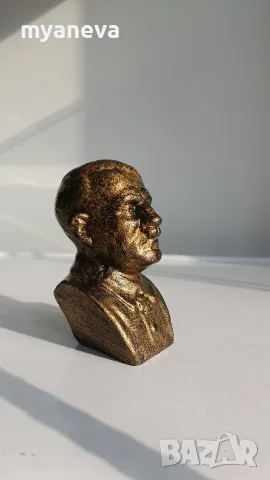 Хитлер, бронзов бюст на фюрера. 