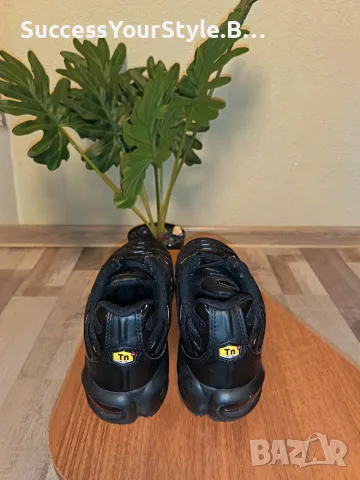 Обувки Nike Air Max TN, снимка 3 - Маратонки - 56604370