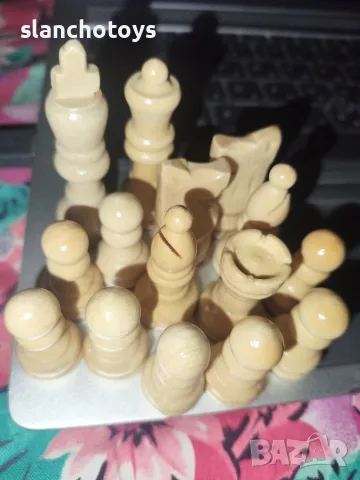 Малки дървени фигури за шах, снимка 1