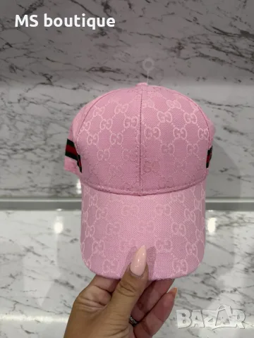 Дамска шапка Gucci