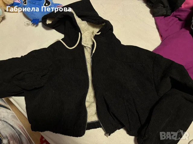 Черно късо пухкаво яке, снимка 2 - Якета - 56722473