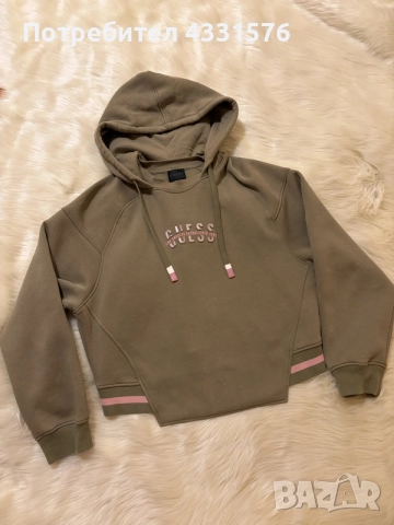 Суичър GUESS, размер M