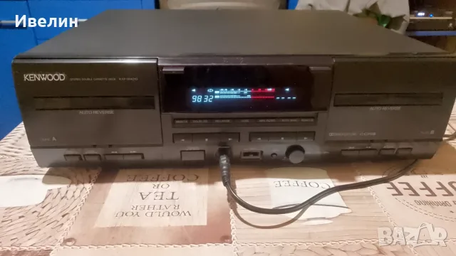 Продавам двукасетен дек KENWOOD KXF-W4010