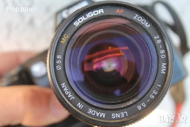 Фотоапарат Canon Eos 500  с обектив Soligor , снимка 2 - Фотоапарати - 56568887