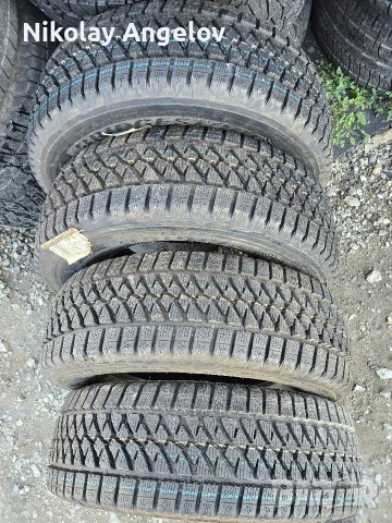 гуми 225/70 R15C Bridgestone Blizzak , снимка 2 - Гуми и джанти - 56583130