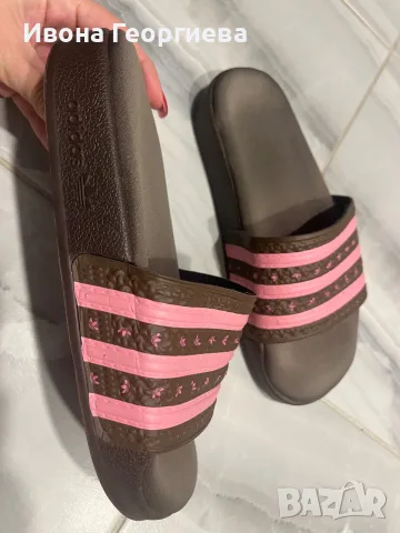Чехли    Adidas