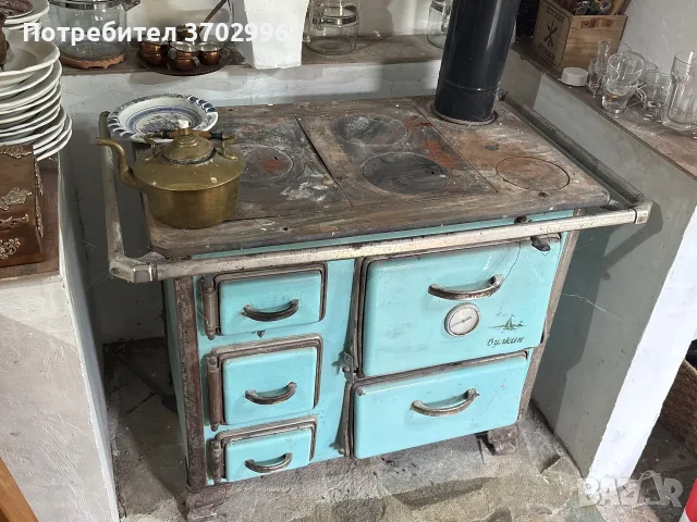 Българска чугунена печка на дърва Вулкан, снимка 4 - Печки, фурни - 56561573