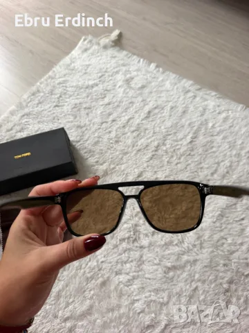 Слънчеви очила Tom Ford, снимка 6 - Слънчеви и диоптрични очила - 56568572
