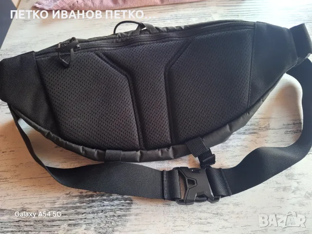 Чанта тип бъбрек The North Face, снимка 2 - Чанти - 56560714