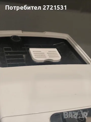 Кафемашина Delonghi Dinamica , снимка 6 - Кафемашини - 56647406