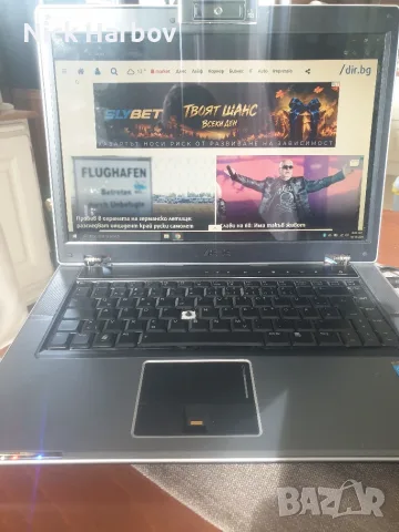 Лаптоп Asus V1V