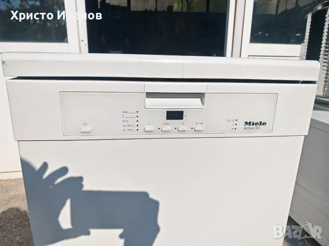 Съдомиялна Miele 60см, снимка 2 - Съдомиялни - 50967325