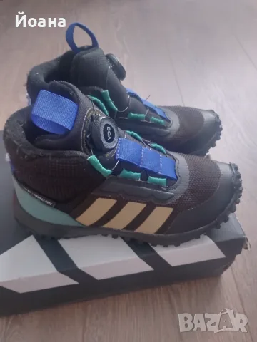 Детски боти Adidas и Puma, снимка 3 - Детски боти и ботуши - 56641753