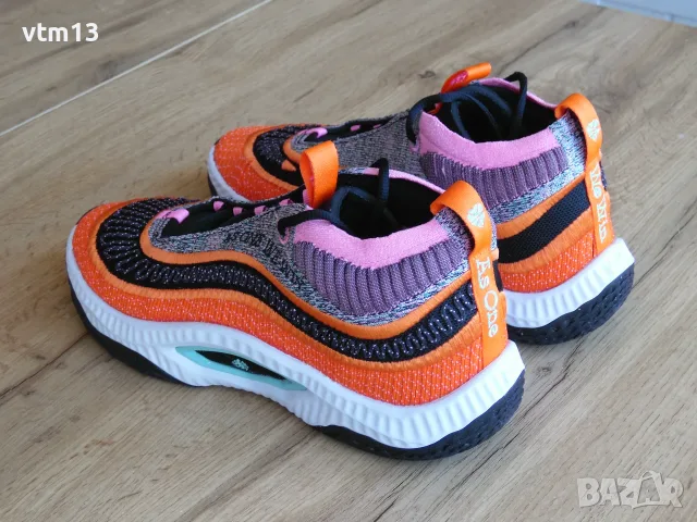 Nike Cosmic Unity 3 As One We Win - 42 номер Оригинални!, снимка 3 - Маратонки - 56576360