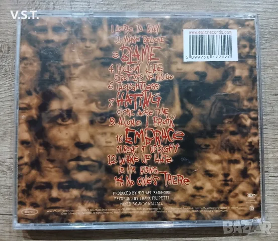Korn – Untouchables, снимка 2 - CD дискове - 56639152