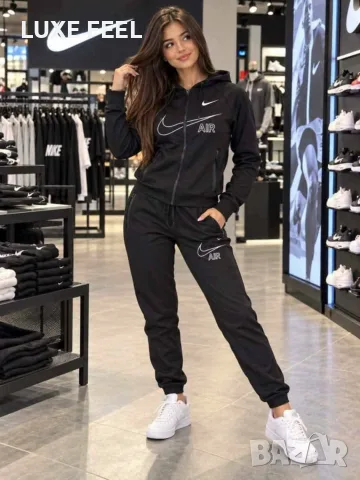 Nike ✨лого Бродирано ✨ Дамски Екипи , снимка 2 - Спортни екипи - 56570163