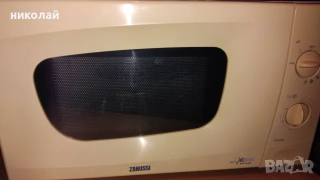 продавам микровълнова печка ZANUSSI, снимка 2 - Микровълнови - 56624622