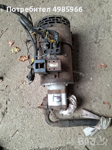 помпа хидравлична 24v от автовоз, снимка 2 - Водни помпи - 56610563