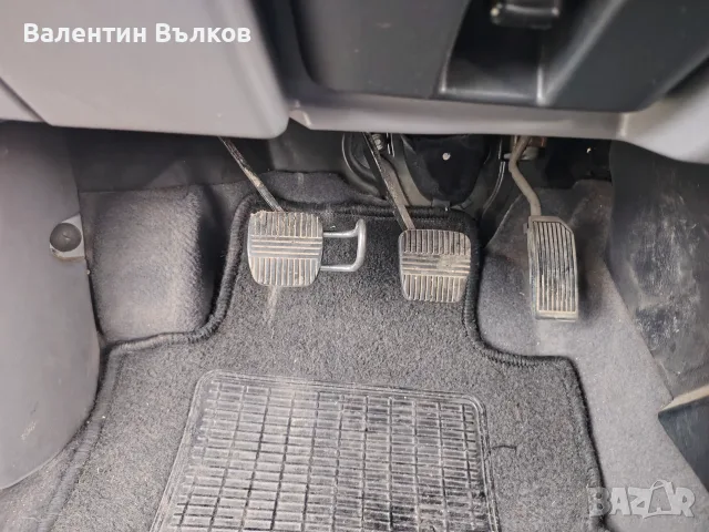 Нисан Алмера 1.5 бензин, снимка 10 - Автомобили и джипове - 56727315
