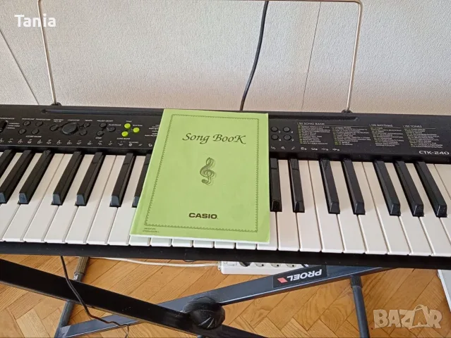 Синтезатор Casio, снимка 2 - Синтезатори - 56653518