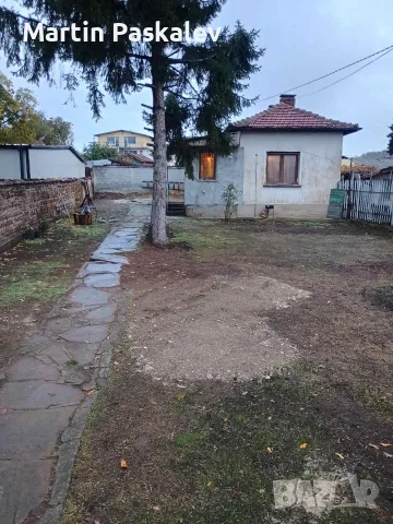 Продавам едноетажна къща