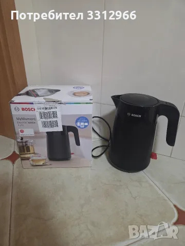 Електрическата кана за вода Bosch MyMoment TWK2M163 (1,7 литра, 2400 W) в черен цвят,