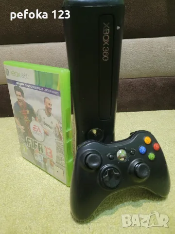 Xbox 360 slim за части + работещ контролер!