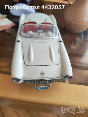 burago Chevrolet Corvette 1957, снимка 2 - Коли, камиони, мотори, писти - 56562781