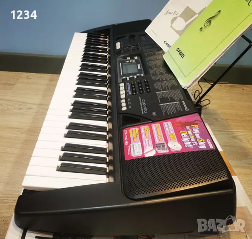 синтезатор клавир CASIO CTK-700 пиано с 5 октави като нов