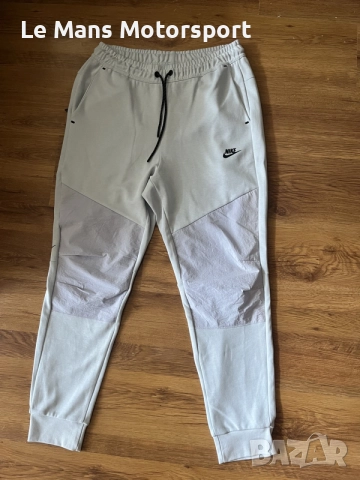 Долнище Nike tech fleece XL бял цвят