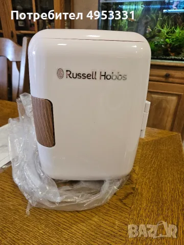 ЧИСТО НОВ Мини Хладилник Russell Hobbs Scandi (4L) – Охлажда и Затопля