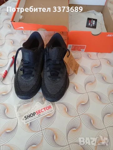 маратонки Nike оригинални, снимка 5 - Маратонки - 56575655