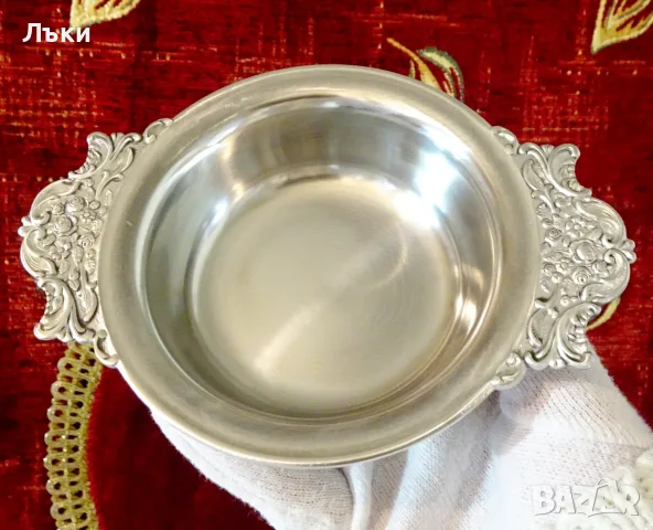 Калаена купичка за ядки,релефни рози,барок. 