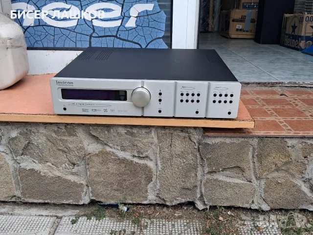 Lexixon MC-8  preamp