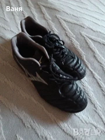 Футболни стоножки Mizuno EU-42.5, снимка 2 - Футбол - 44227665