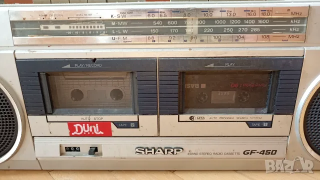 Продавам ретро радиокасетофон Sharp GF-450, снимка 2 - Радиокасетофони, транзистори - 56556490