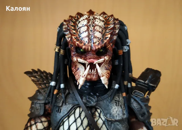 Hot Toys Predator 2 City Hunter MMS173