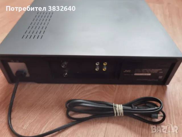 Видео JVC...... , снимка 3 - Плейъри, домашно кино, прожектори - 56575798