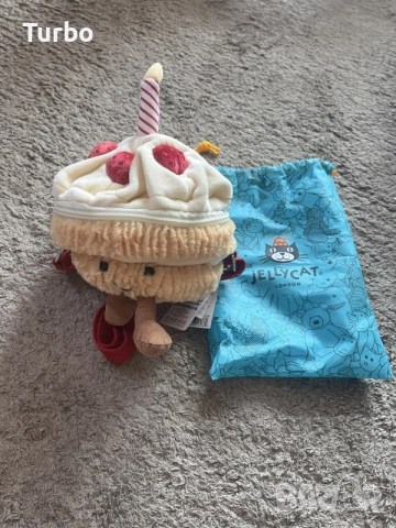Плюшена чанта Jellycat Amuseable Birthday Cake – Чисто нова с торбичка