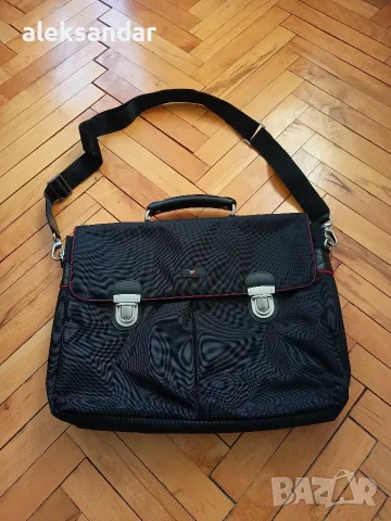 Tommy Hilfiger Чанта 