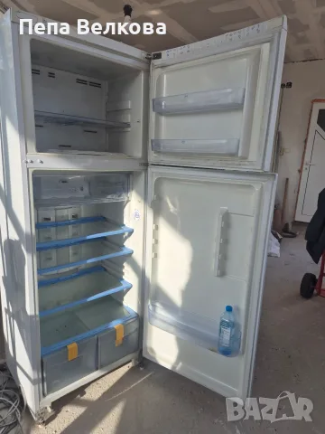 Хладилник Indesit с горна камера, работещ, снимка 2 - Хладилници - 56635353