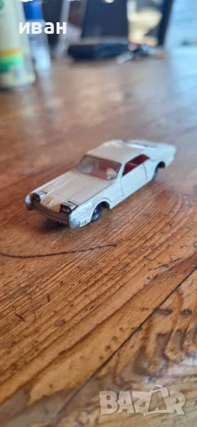 Моделче Siku Oldsmobile-Tornado 