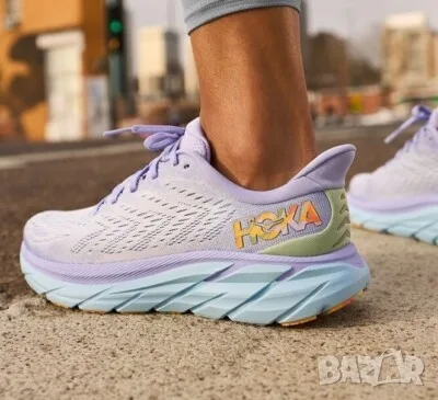Hoka Clifton 8 Дамски маратонки, снимка 2 - Маратонки - 56657926