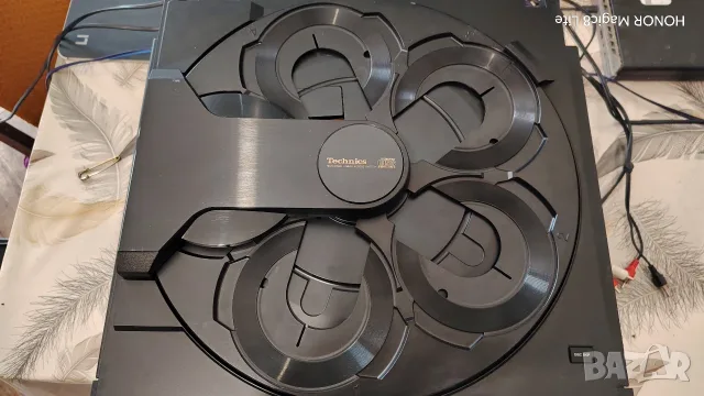 Рядък 5 CD changer Technics SL - PK25, снимка 5 - Аудиосистеми - 56627256