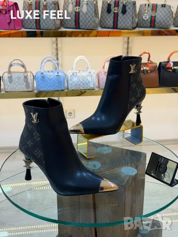 Gucci ✨ Prada ✨ Burberry ✨ Дамски Чанти , снимка 9 - Чанти - 56663602