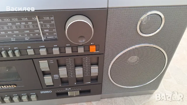 Касетофон Grundig RR3600, снимка 6 - Радиокасетофони, транзистори - 56580633