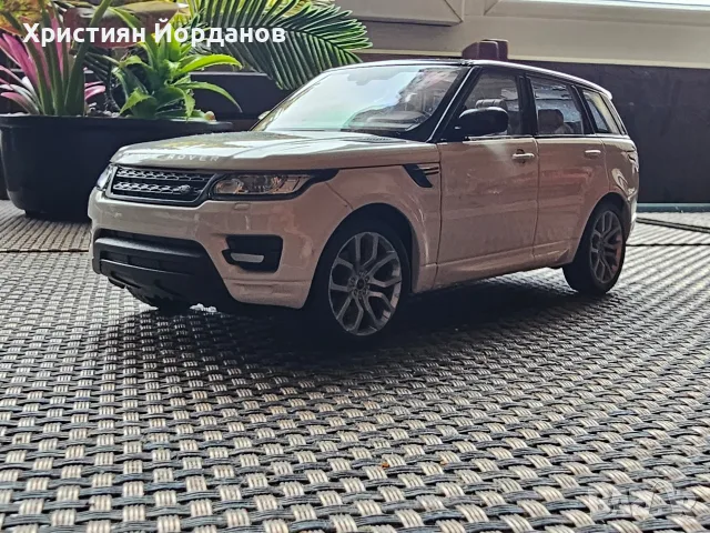 Метална количка в мащаб 1:24