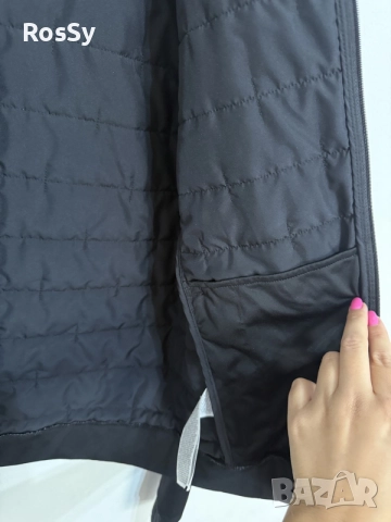 Дамско яке Nike Therma fit, снимка 6 - Якета - 56648299