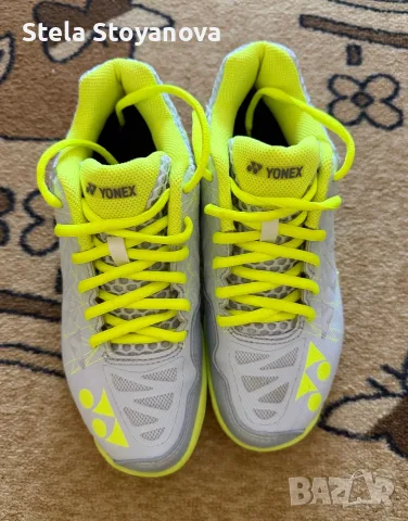 Дамски маратонки YONEX